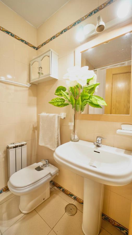 Bonito Y Acogedor Apartamento Pleno Centro Junto Catedral 그라나다 외부 사진